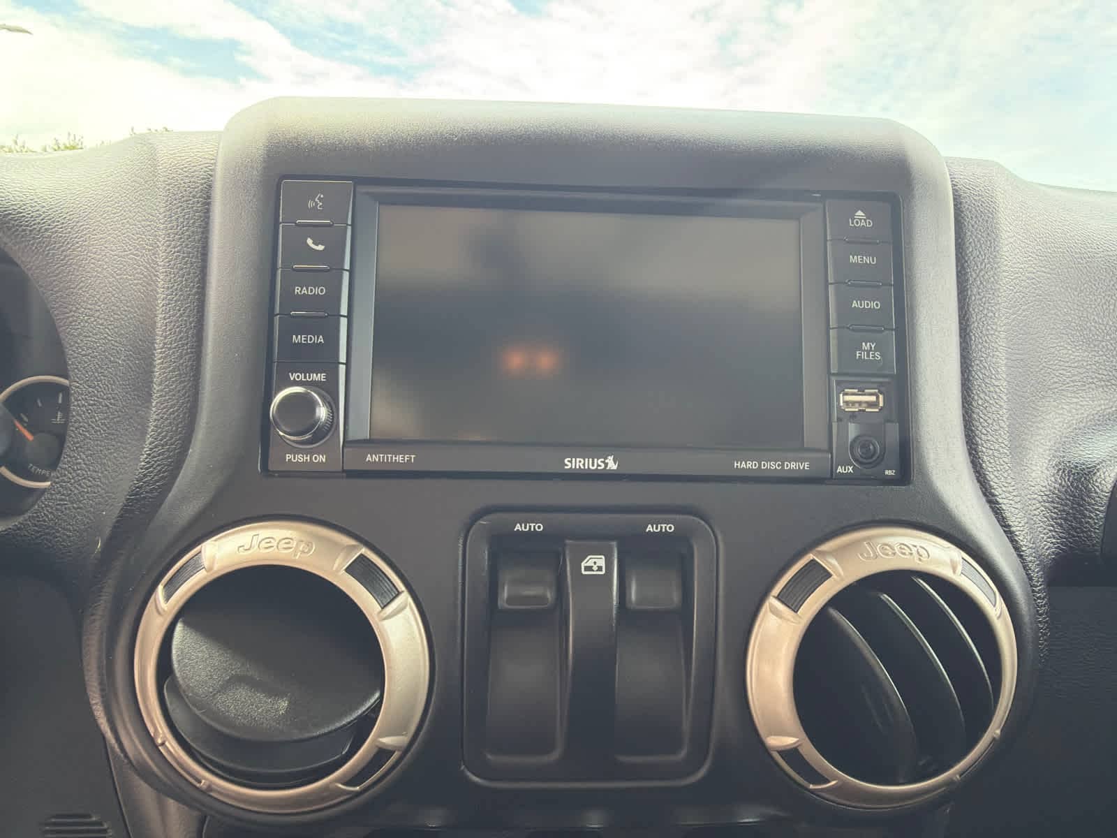 Thumbnail: 2016 Jeep Wrangler - 20