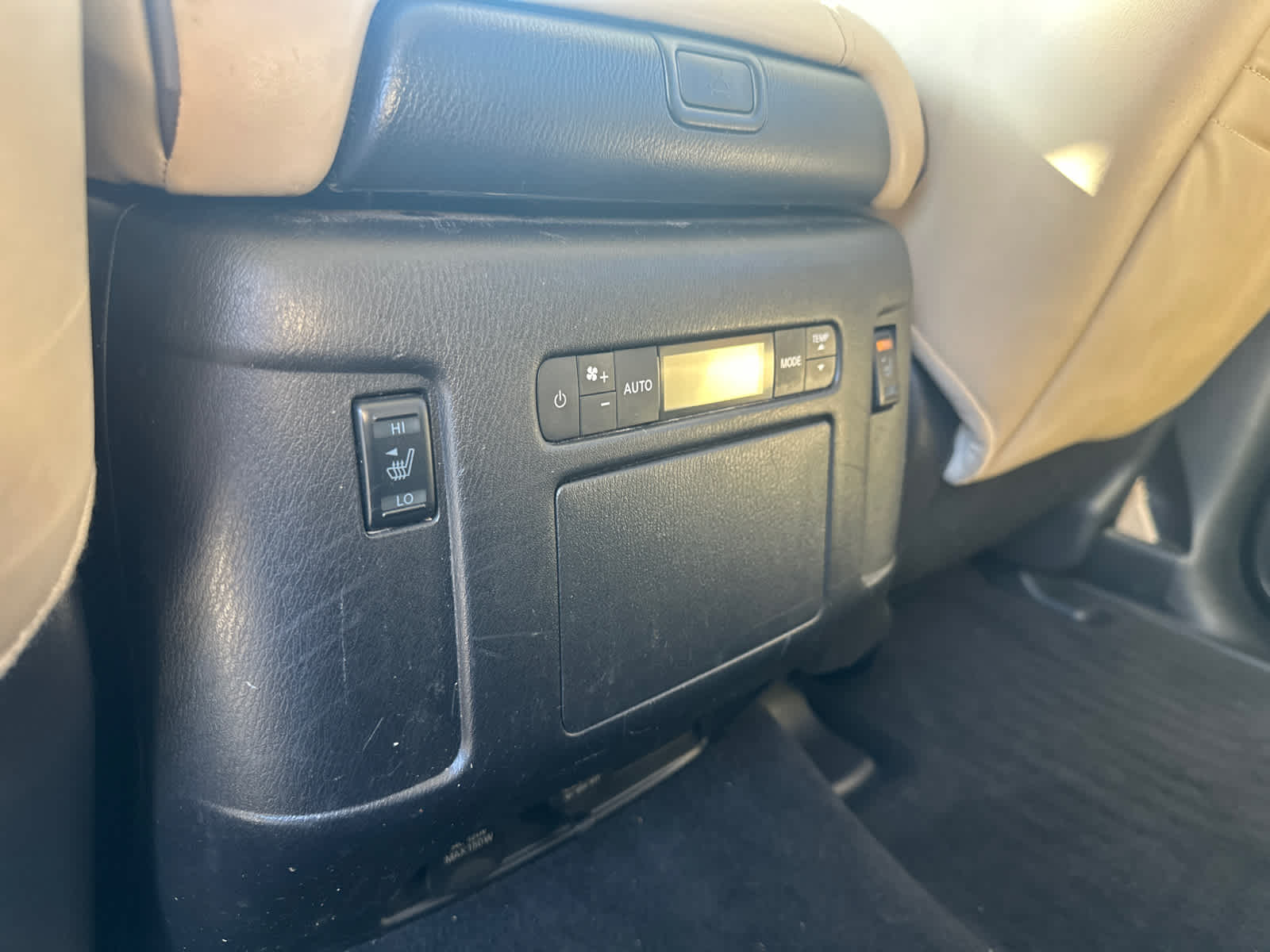 Thumbnail: 2021 Nissan Armada - 16