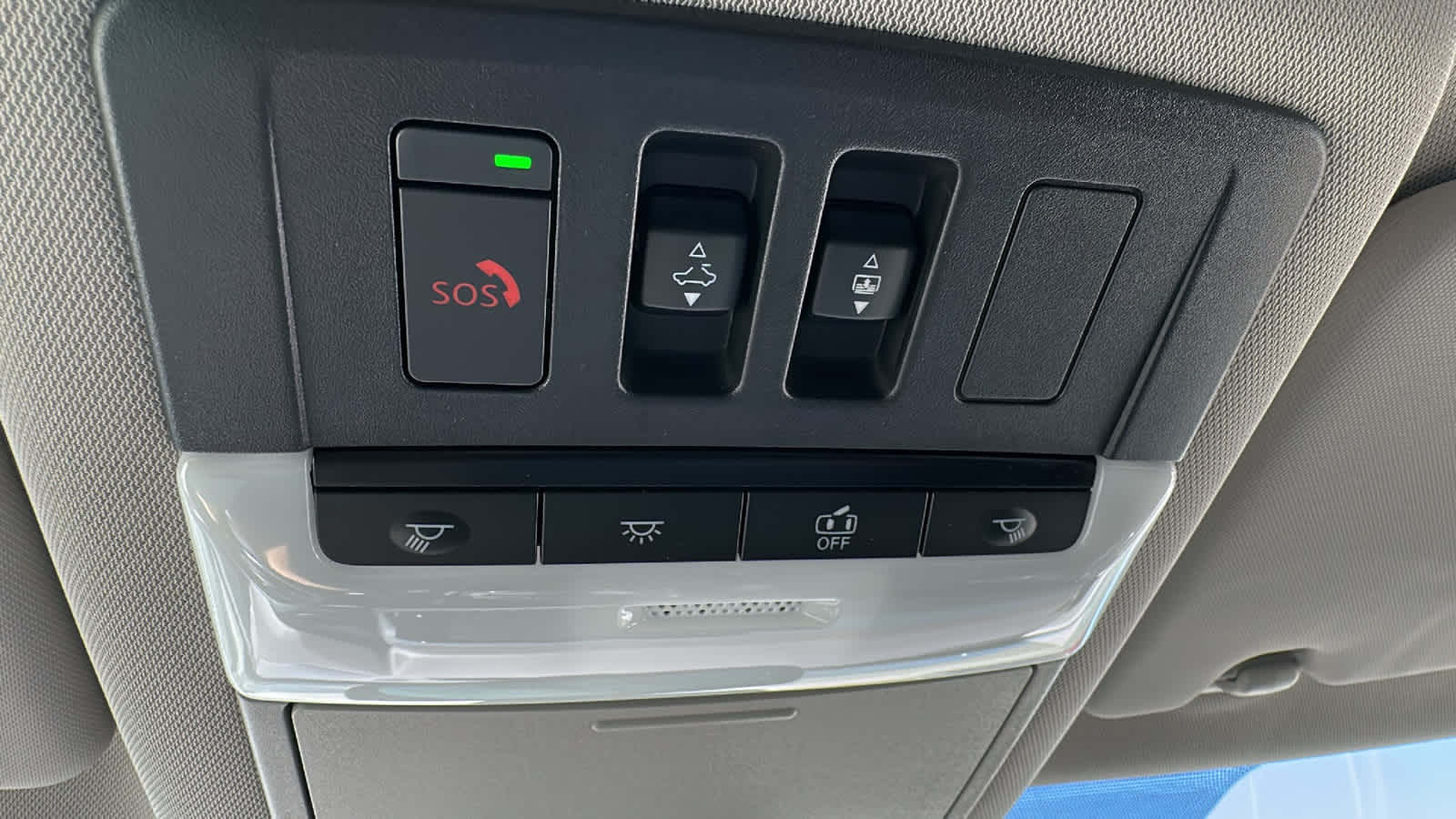 Thumbnail: 2023 Nissan Rogue - 22