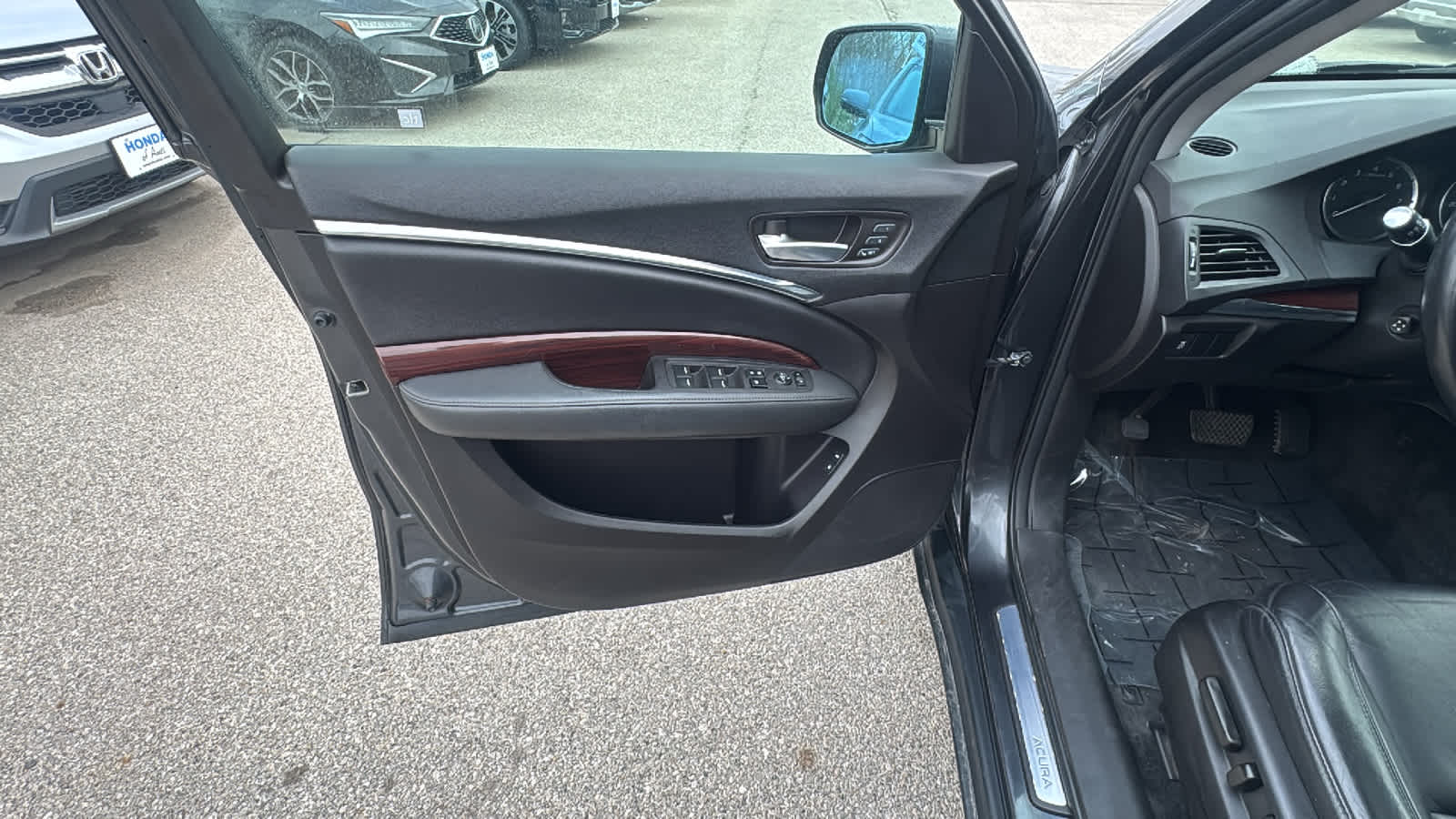 Thumbnail: 2016 Acura MDX - 17