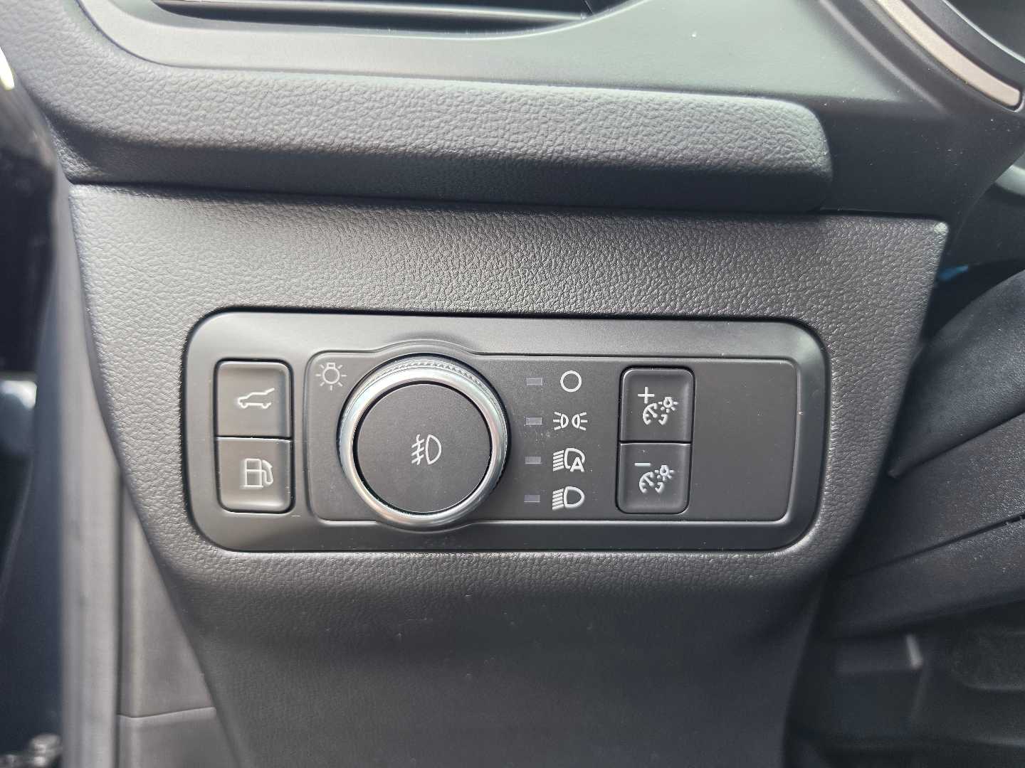 2022 Ford Escape SEL - Photo 16
