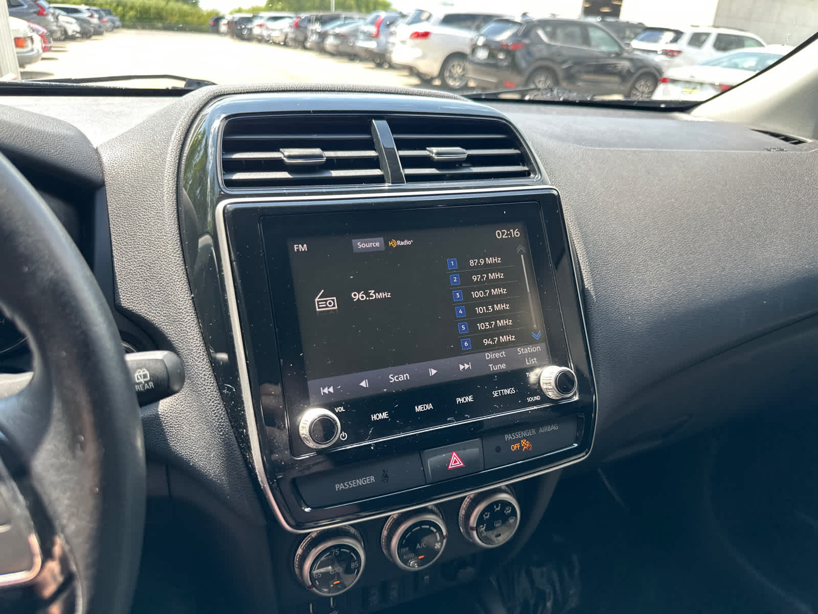 Thumbnail: 2021 Mitsubishi Outlander Sport - 20