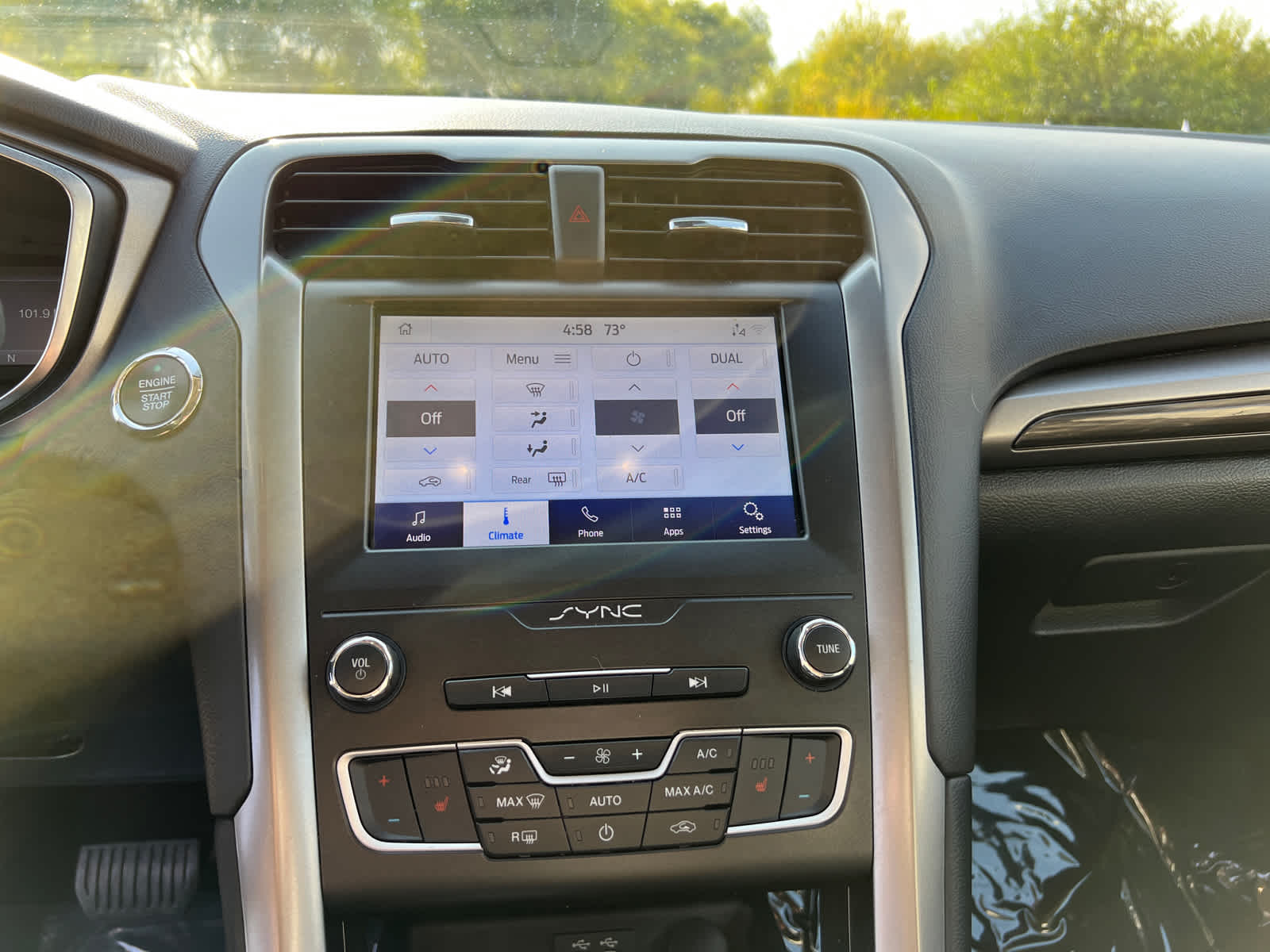 Thumbnail: 2020 Ford Fusion - 21