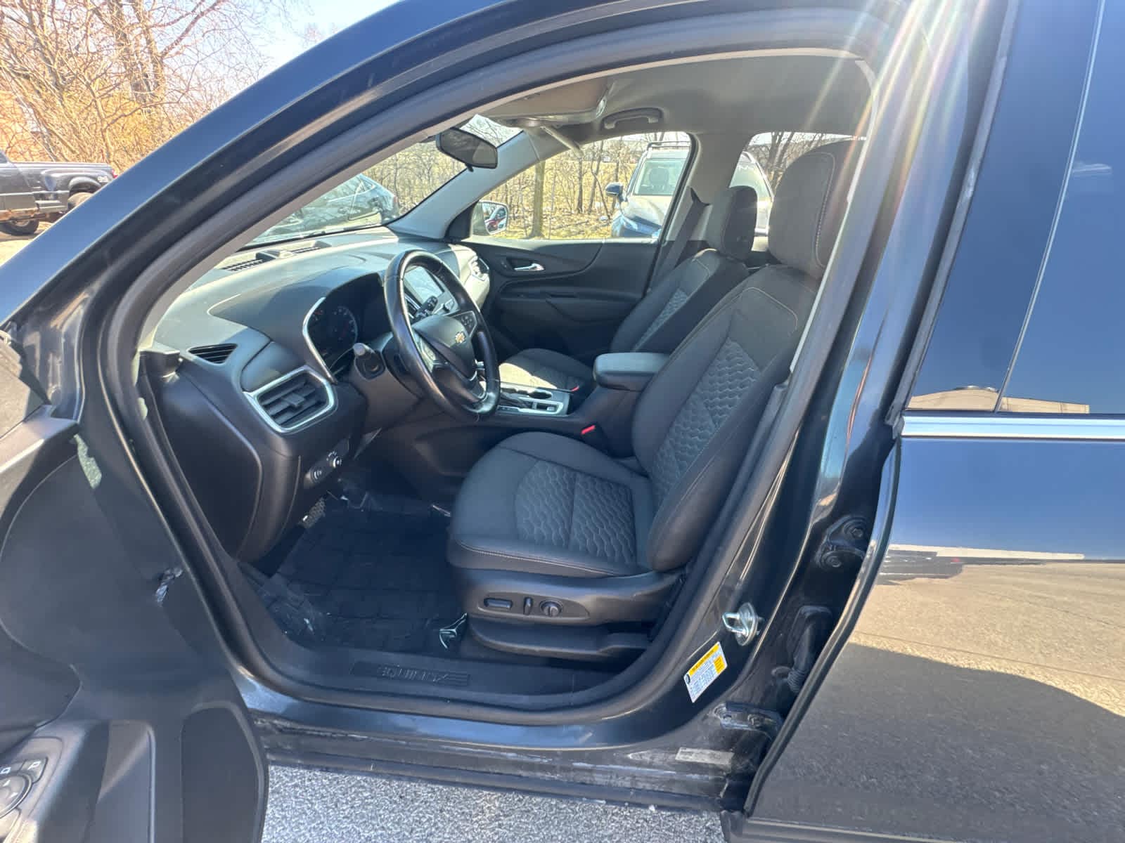 Thumbnail: 2018 Chevrolet Equinox - 17