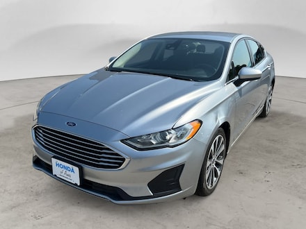 2020 Ford Fusion SE Sedan