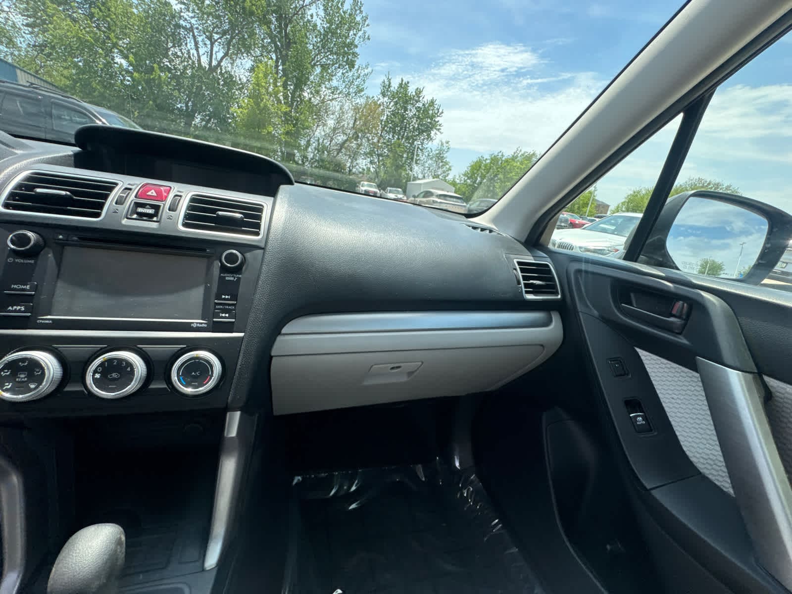 Thumbnail: 2017 Subaru Forester - 24