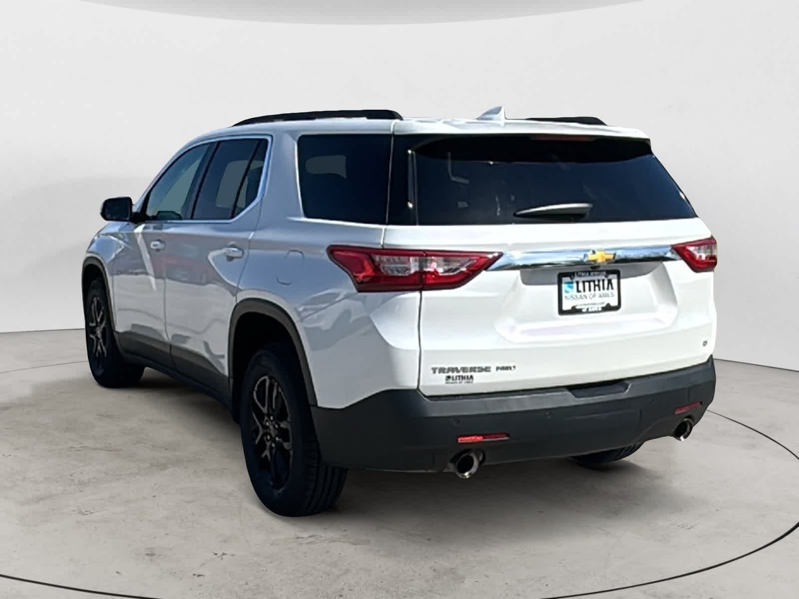 Thumbnail: 2020 Chevrolet Traverse - 3