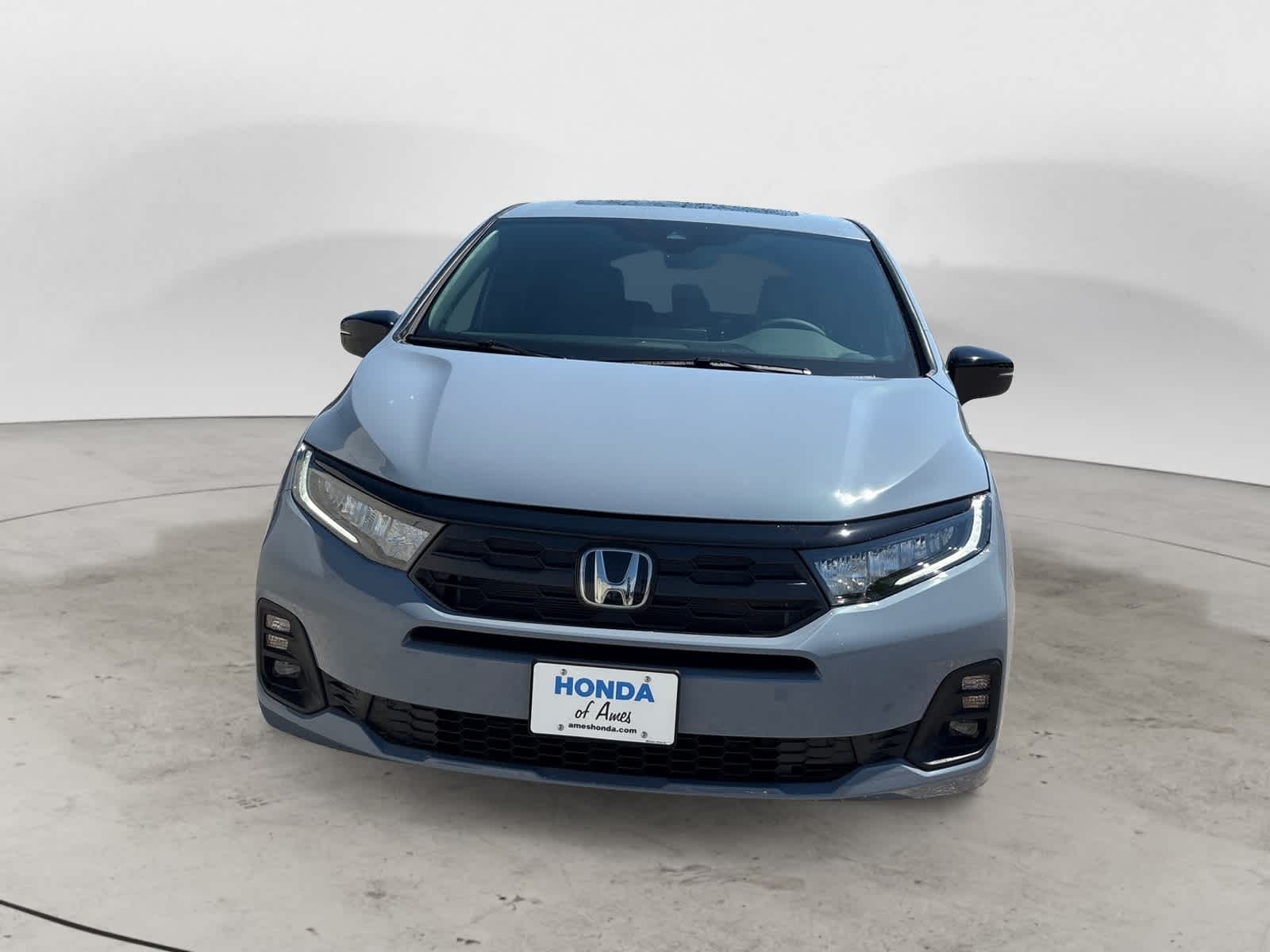 Thumbnail: 2026 Honda Odyssey - 3