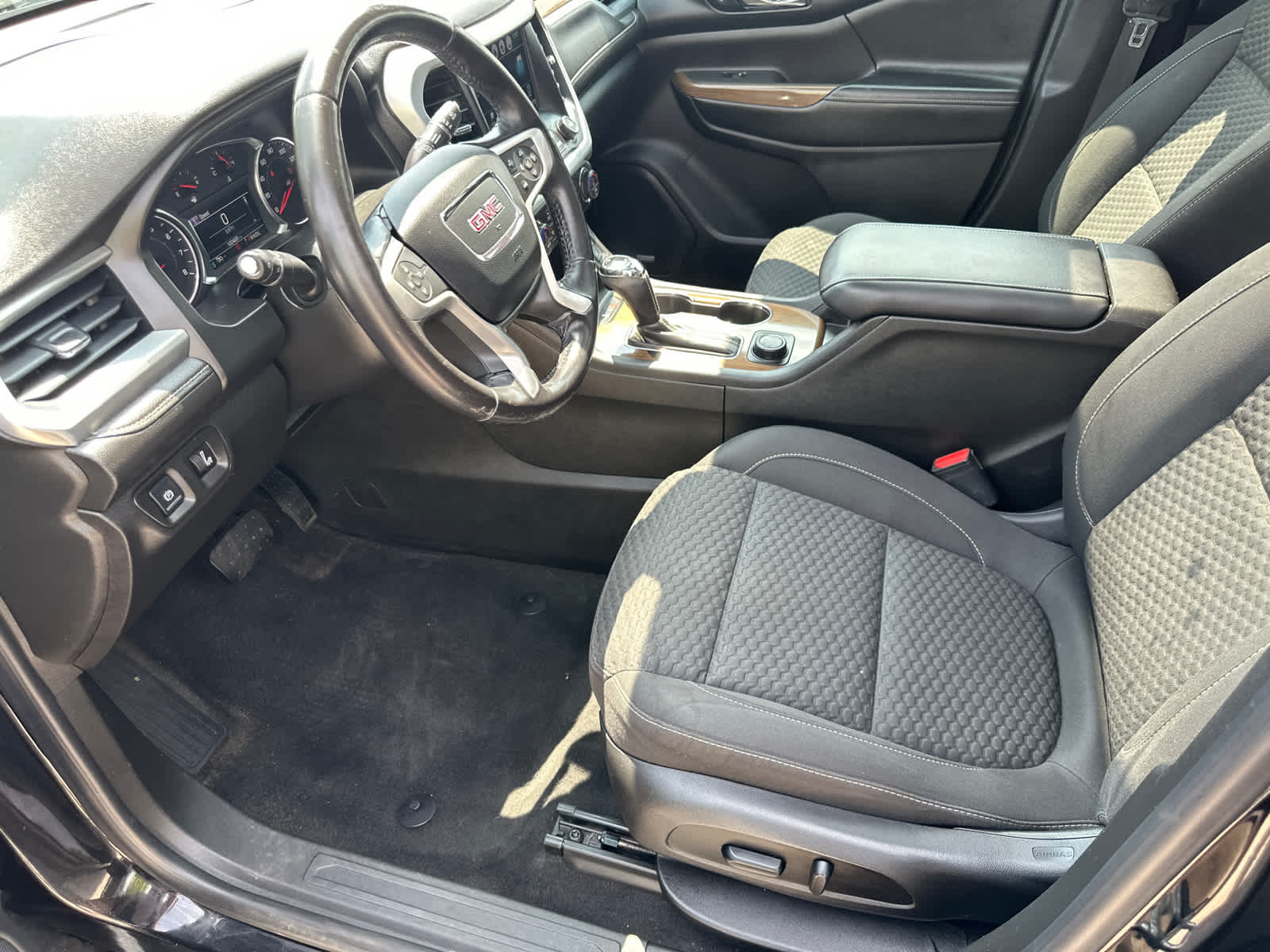 2018 GMC Acadia SLE 21