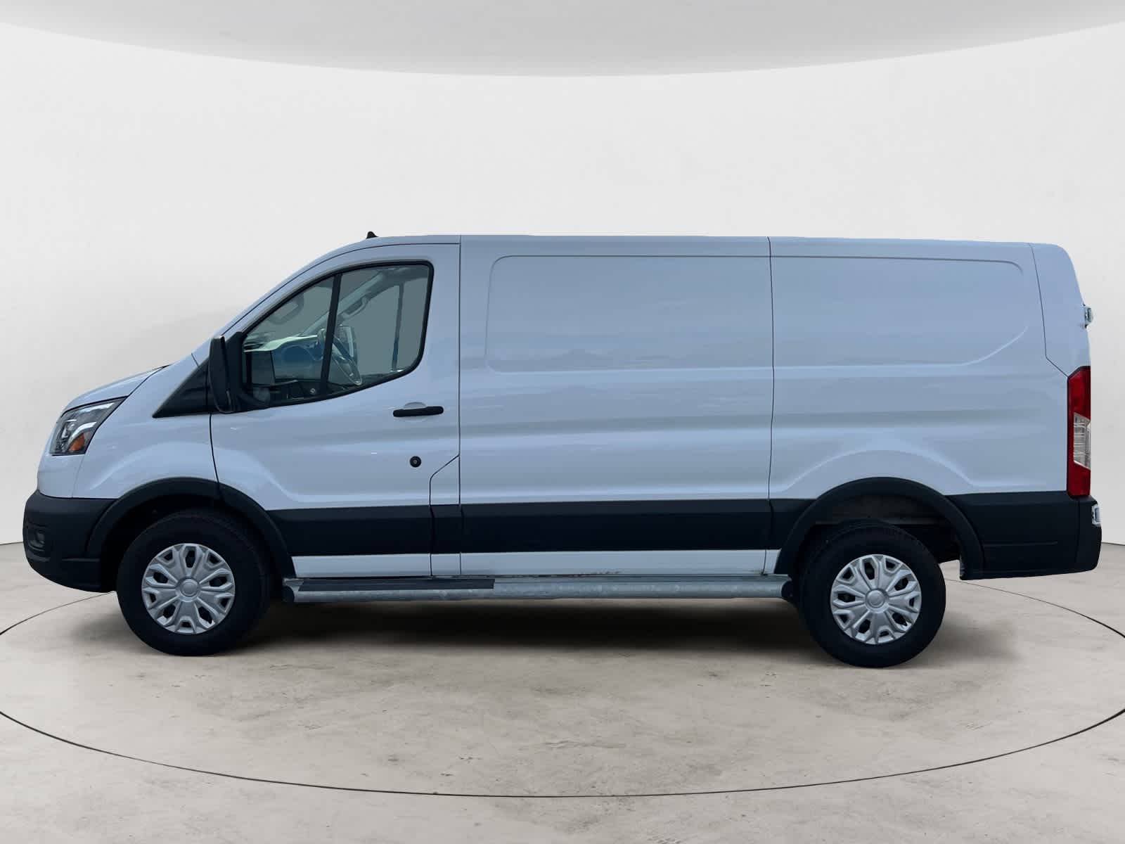 Thumbnail: 2023 Ford Transit Series - 2