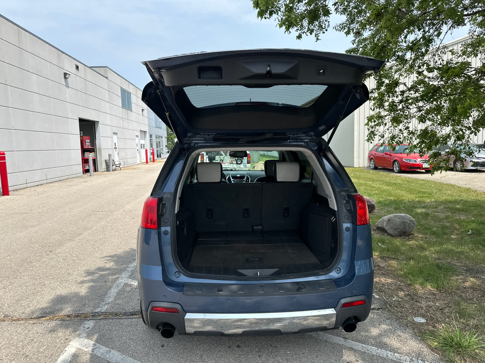 Thumbnail: 2011 GMC Terrain - 9