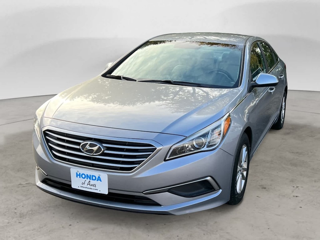 Used 2016 Hyundai Sonata 2.4L SE Sedan