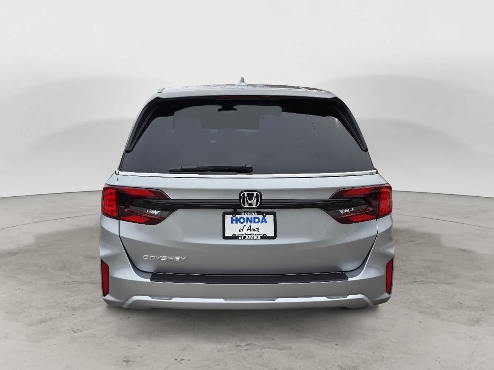 Thumbnail: 2026 Honda Odyssey - 3