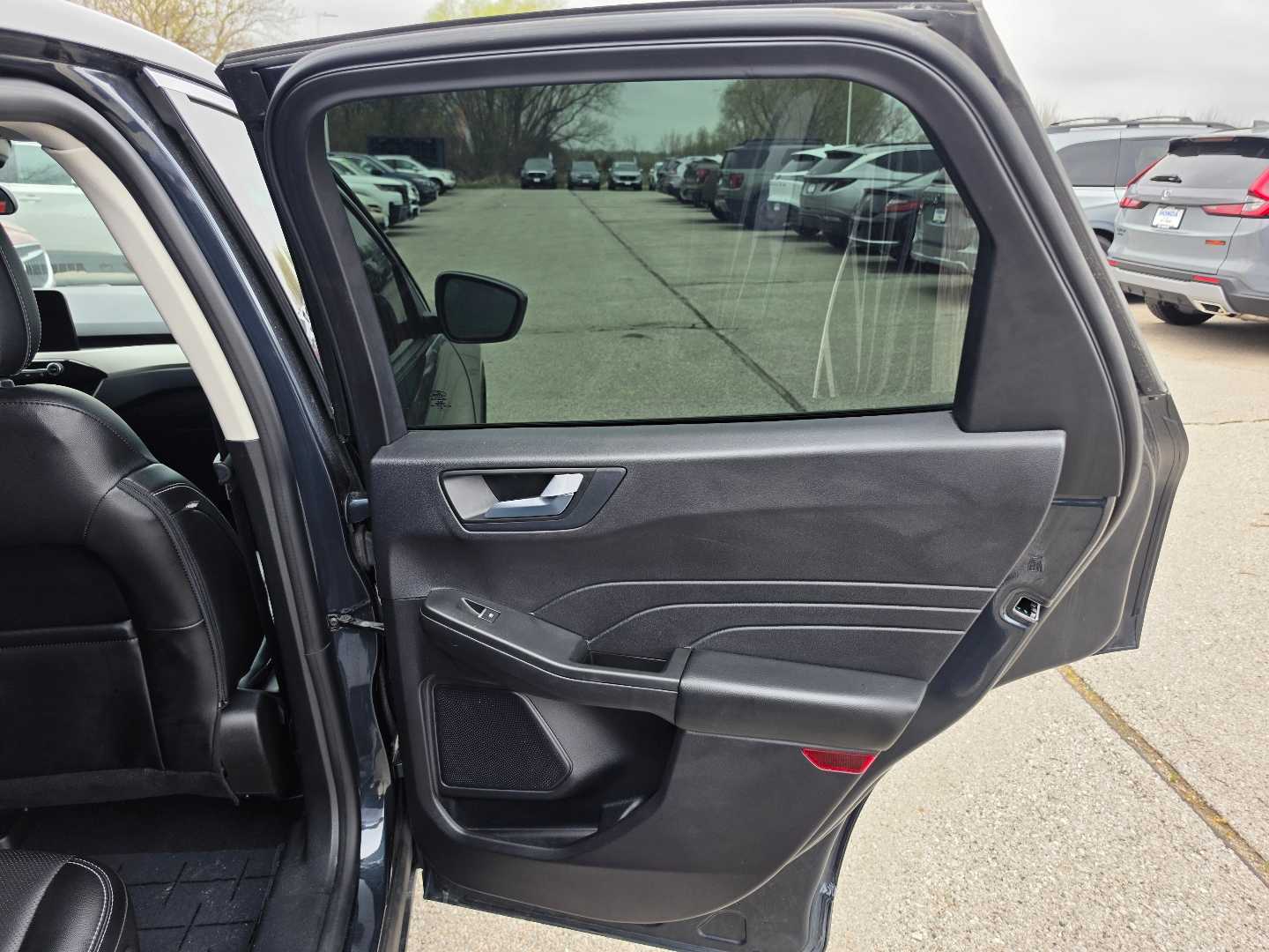 2022 Ford Escape SEL - Photo 11