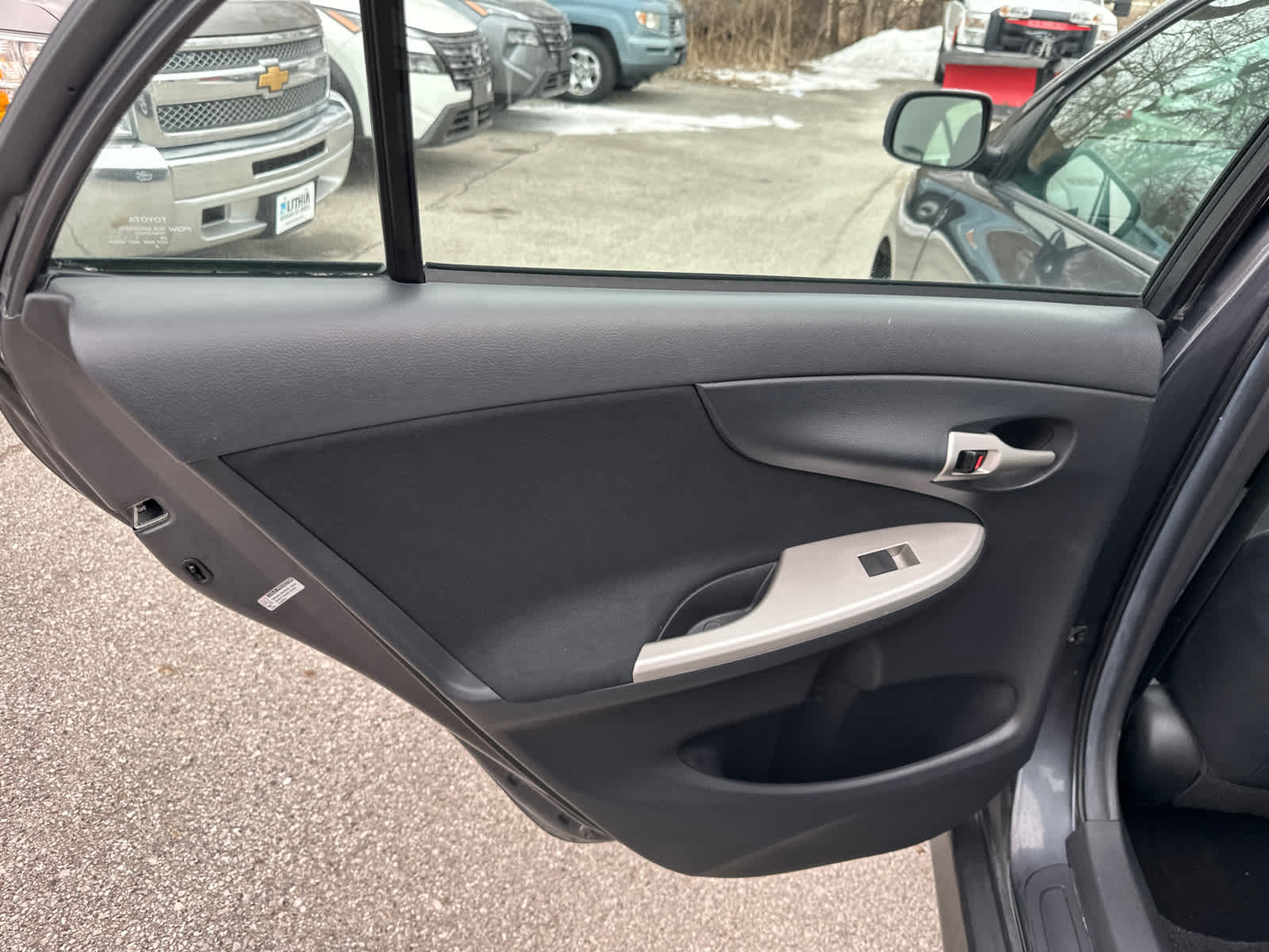 Thumbnail: 2011 Toyota Corolla - 9