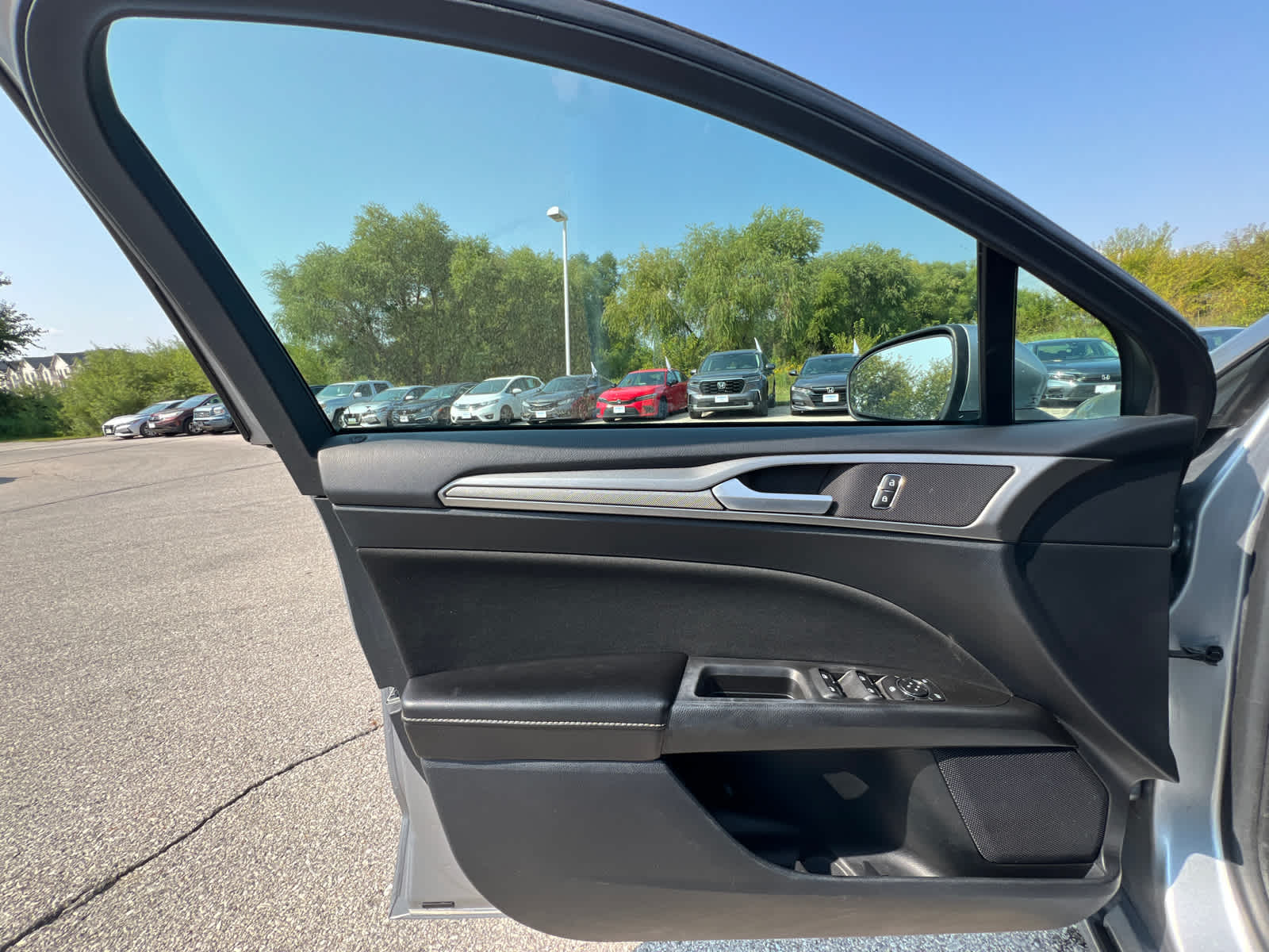 Thumbnail: 2020 Ford Fusion - 13