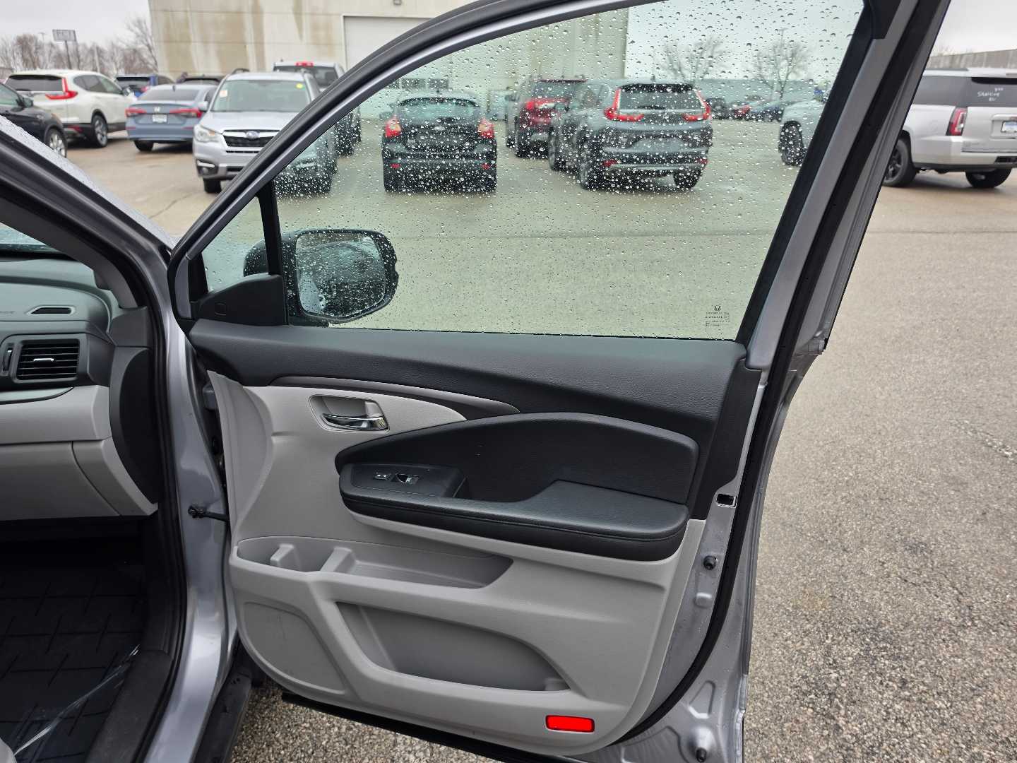 Thumbnail: 2021 Honda Pilot - 15