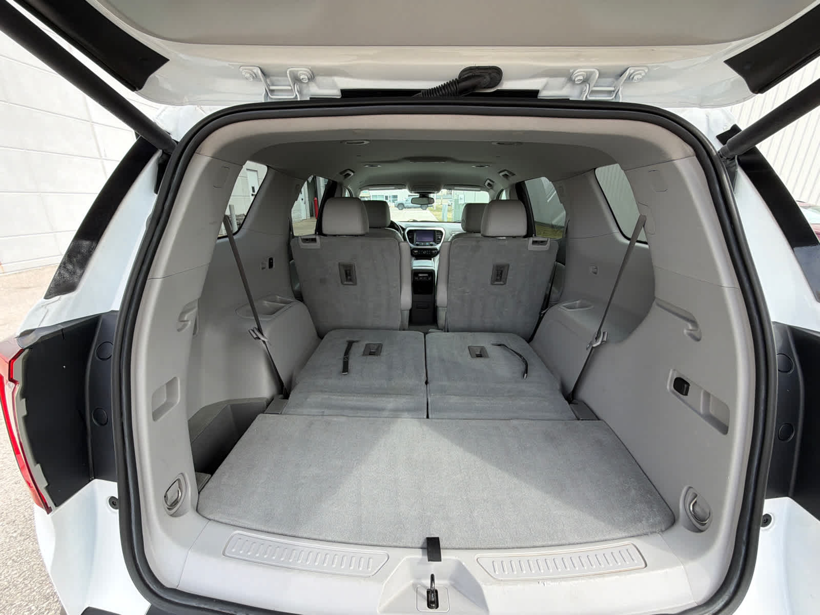 Thumbnail: 2020 GMC Acadia - 14