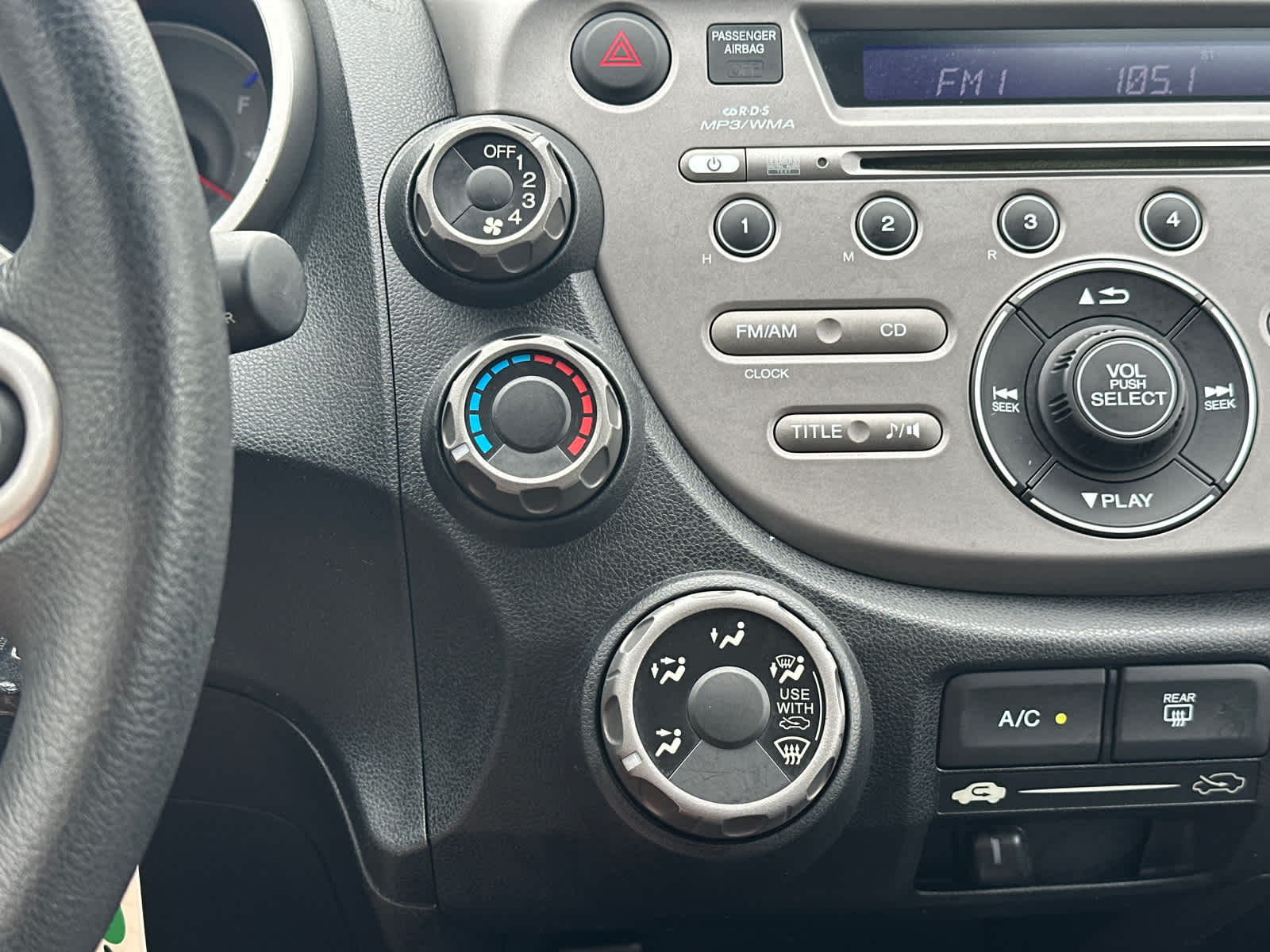 Thumbnail: 2012 Honda Fit - 17