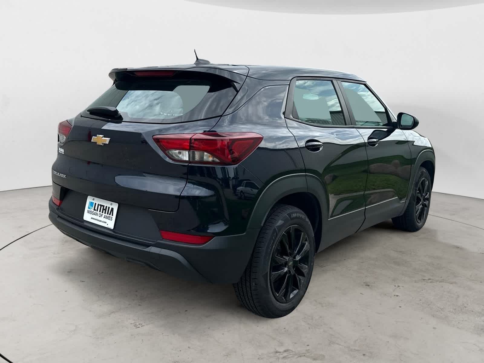 Thumbnail: 2021 Chevrolet TrailBlazer - 6