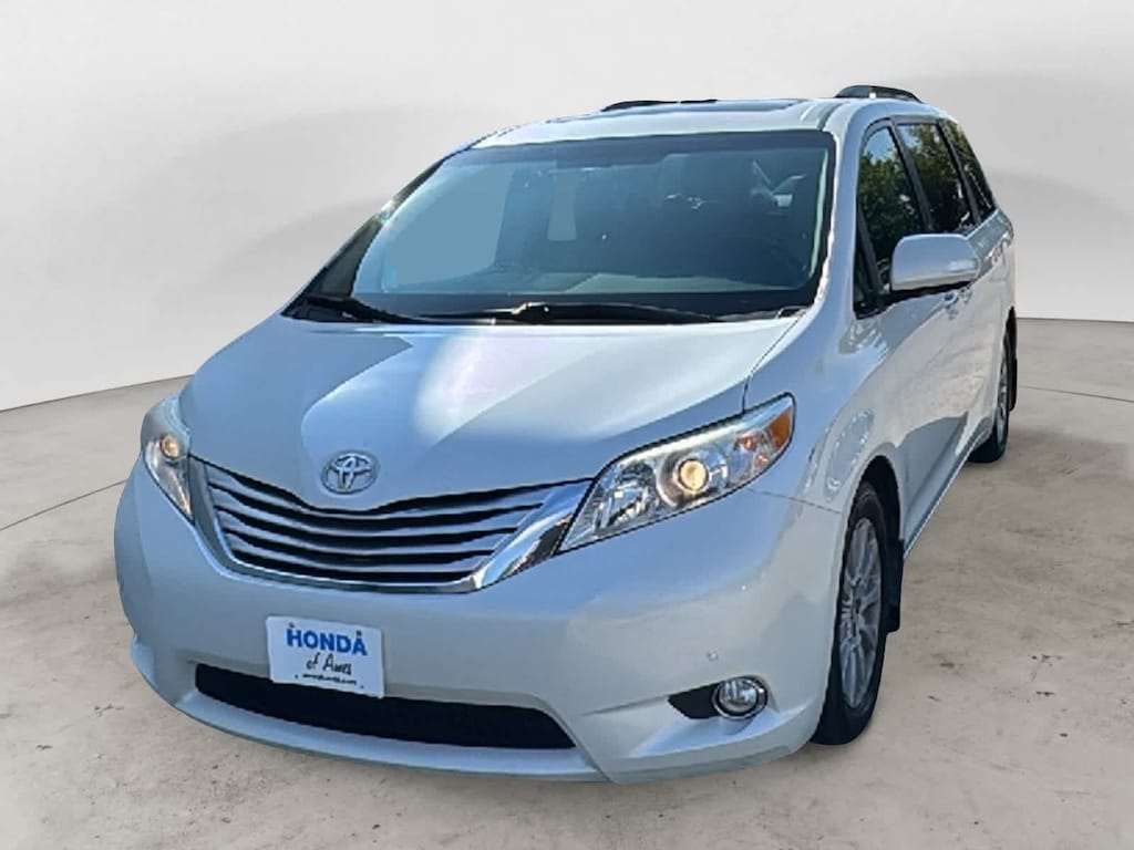 Used 2013 Toyota Sienna Ltd Van