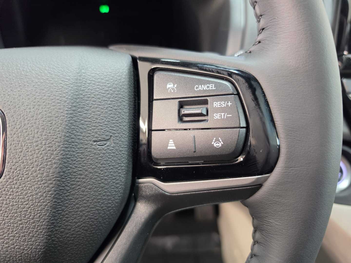 Thumbnail: 2026 Honda Odyssey - 26
