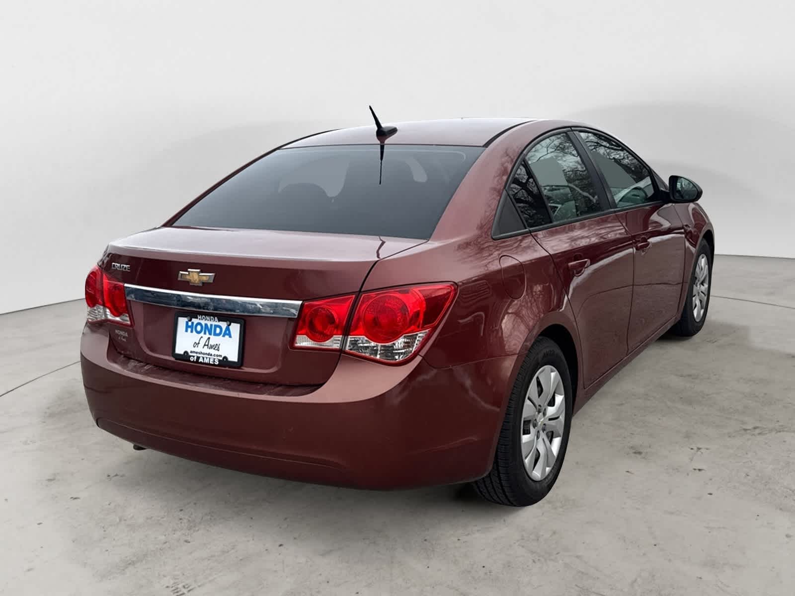 Thumbnail: 2013 Chevrolet Cruze - 4