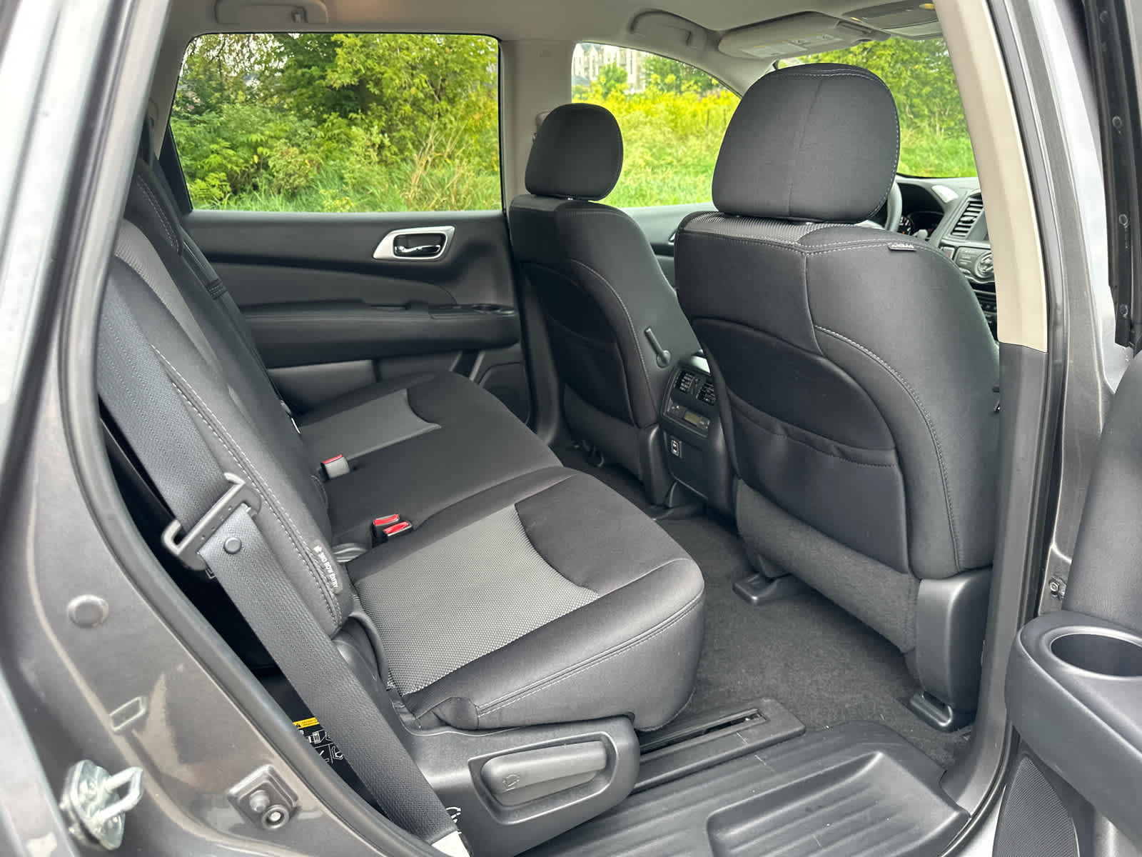 Thumbnail: 2018 Nissan Pathfinder - 8