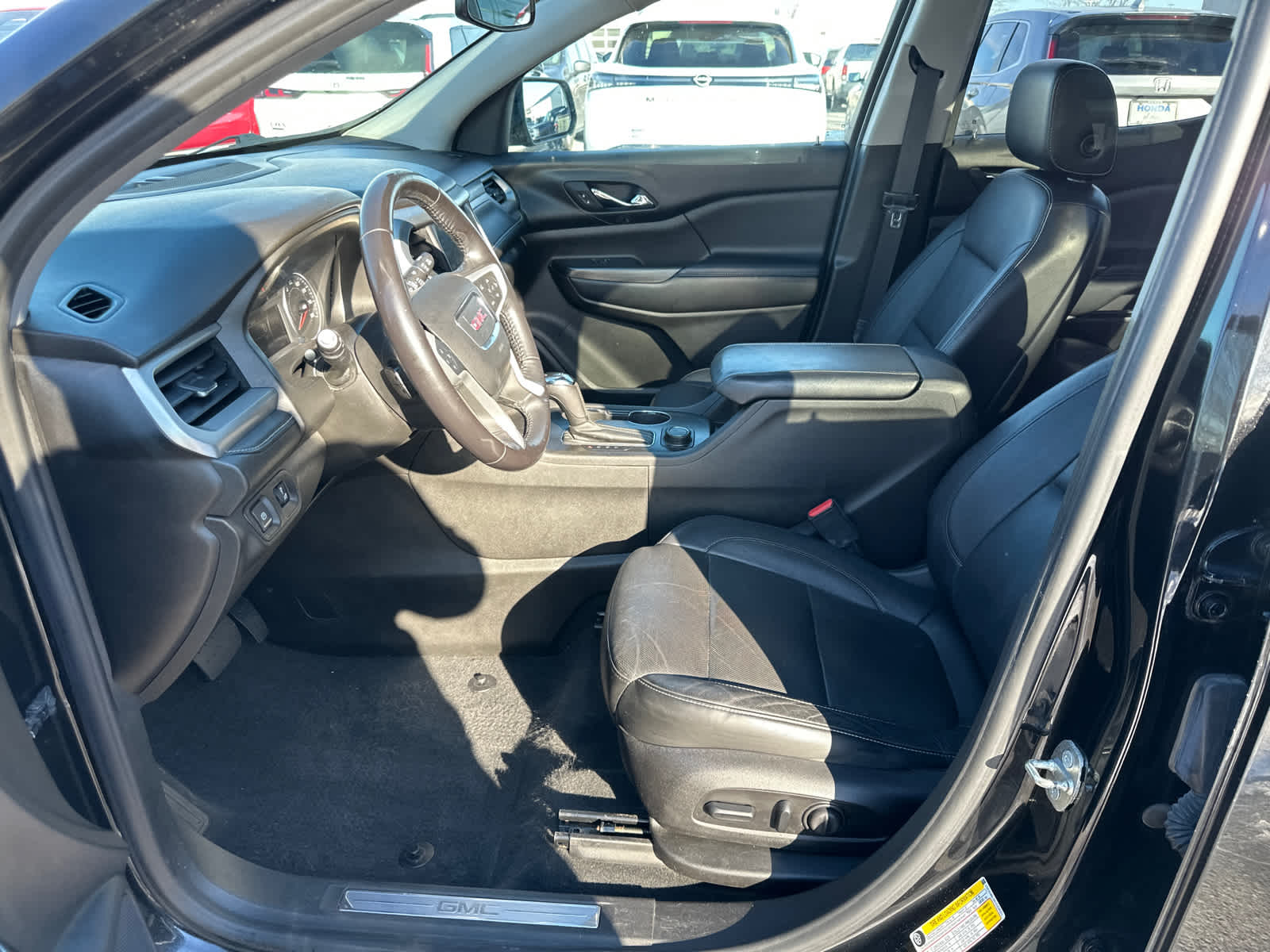 Thumbnail: 2018 GMC Acadia - 19