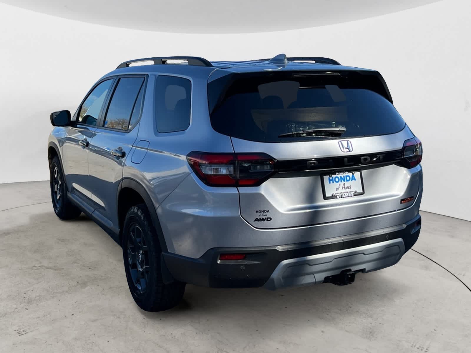 Thumbnail: 2025 Honda Pilot - 3