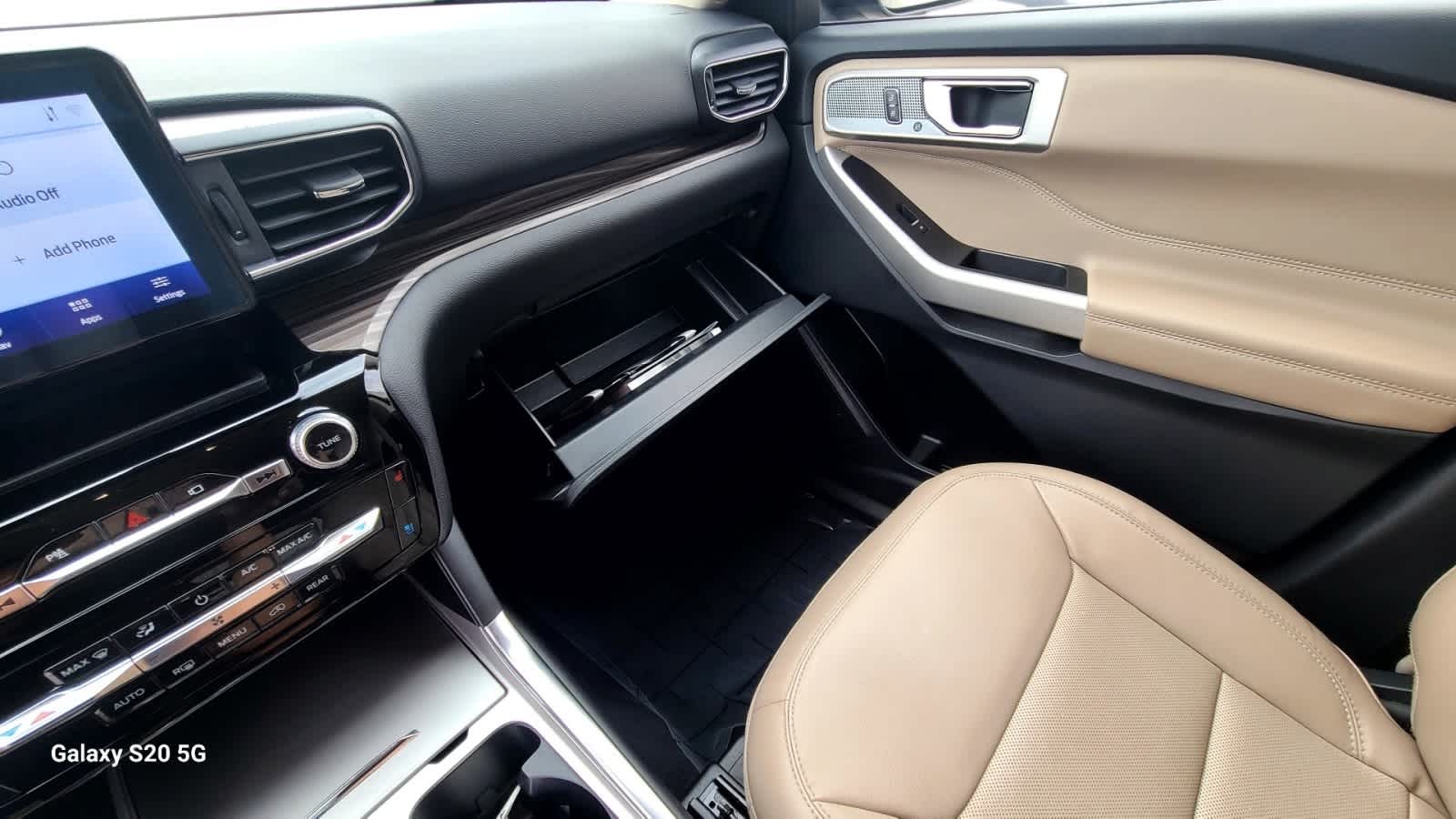 2022 Ford Explorer Limited - Photo 14