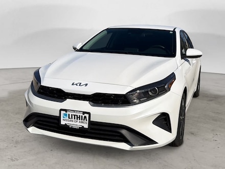 2022 Kia Forte LXS Sedan