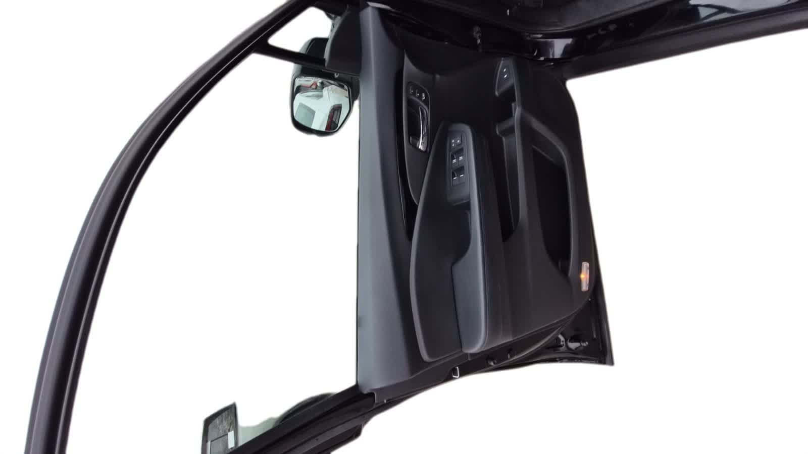 Thumbnail: 2017 Honda Pilot - 4