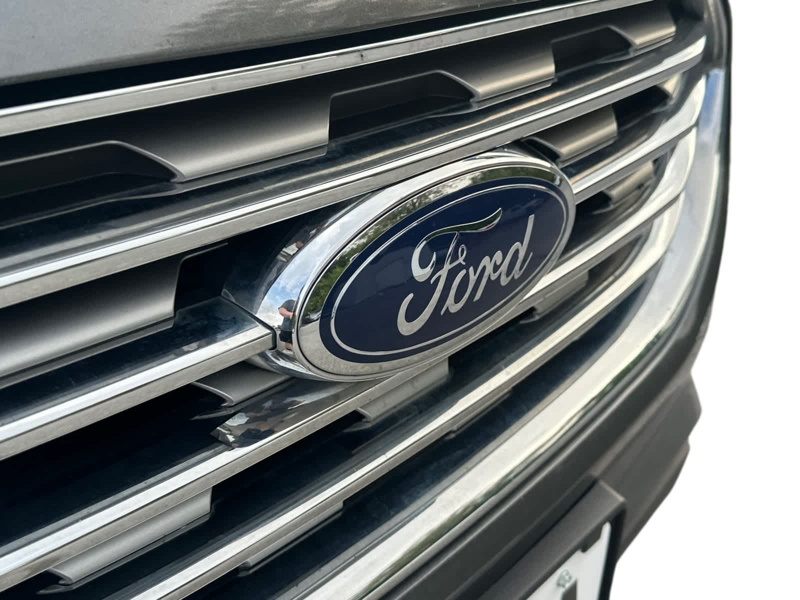 Thumbnail: 2019 Ford Edge - 5