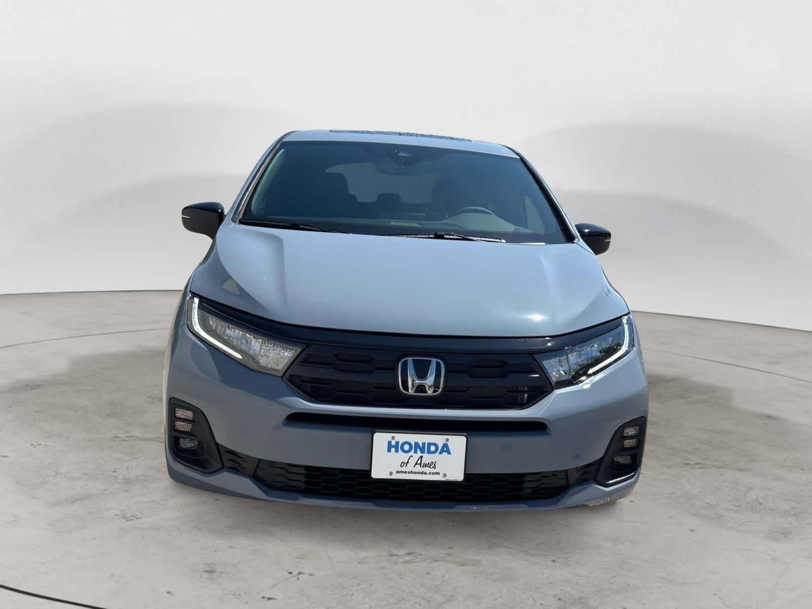 Thumbnail: 2026 Honda Odyssey - 4