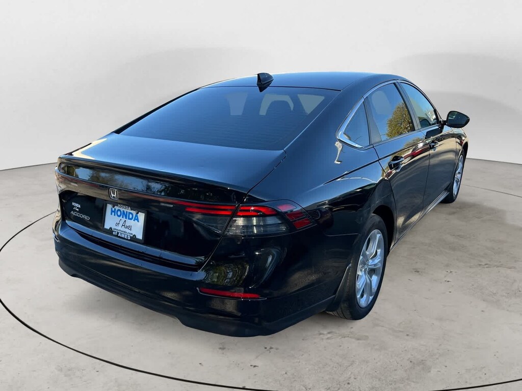 Used 2023 Honda Accord LX Sedan