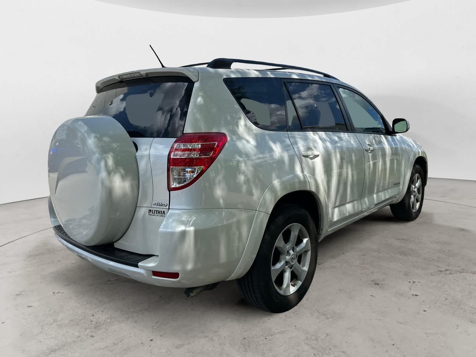 Thumbnail: 2012 Toyota RAV4 - 5
