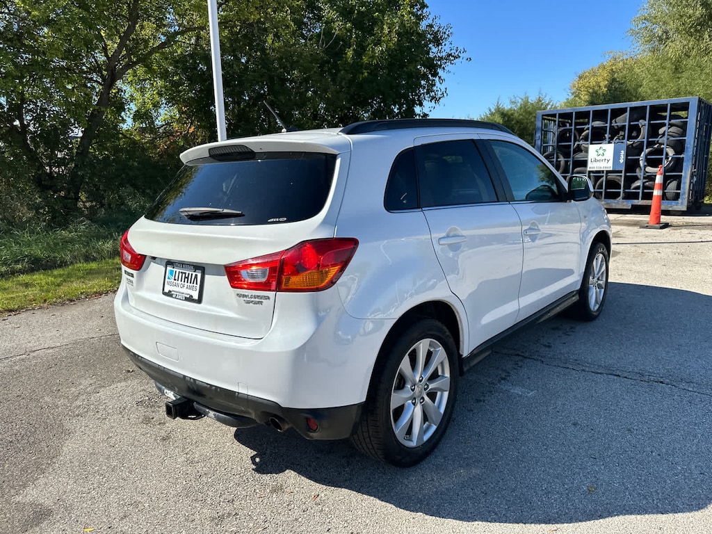 Used 2015 Mitsubishi Outlander Sport SE SUV