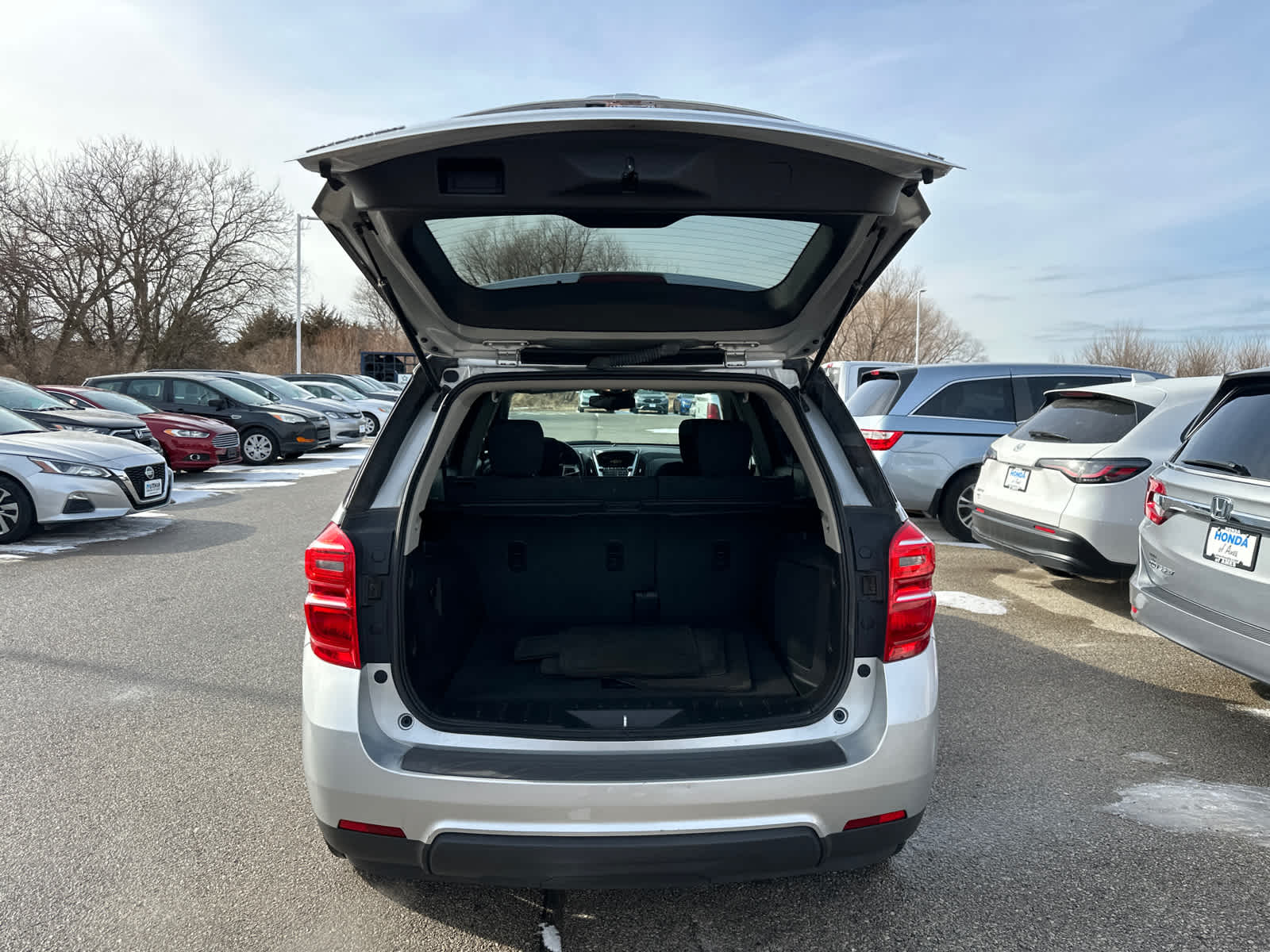 Thumbnail: 2017 Chevrolet Equinox - 9