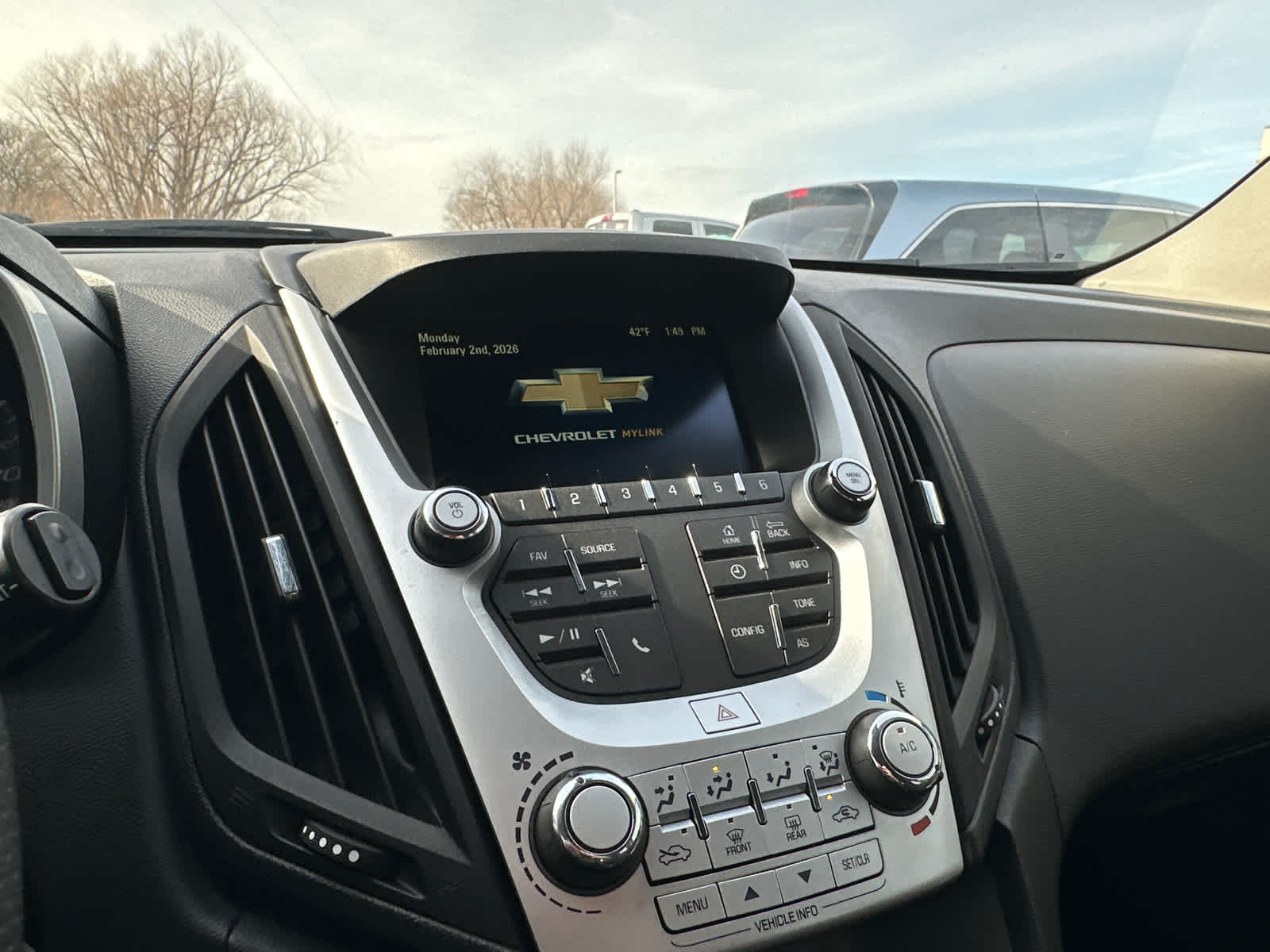 Thumbnail: 2017 Chevrolet Equinox - 22