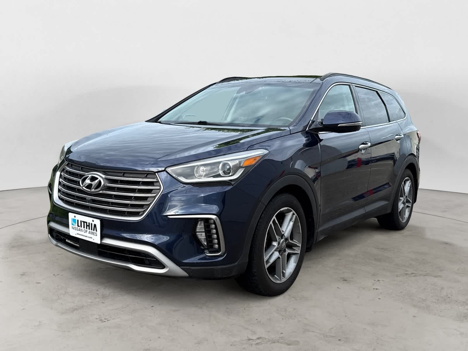 Thumbnail: 2018 Hyundai Santa Fe - 1