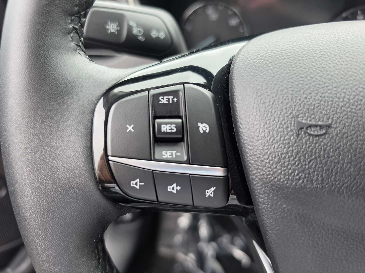 2022 Ford Escape SEL - Photo 22