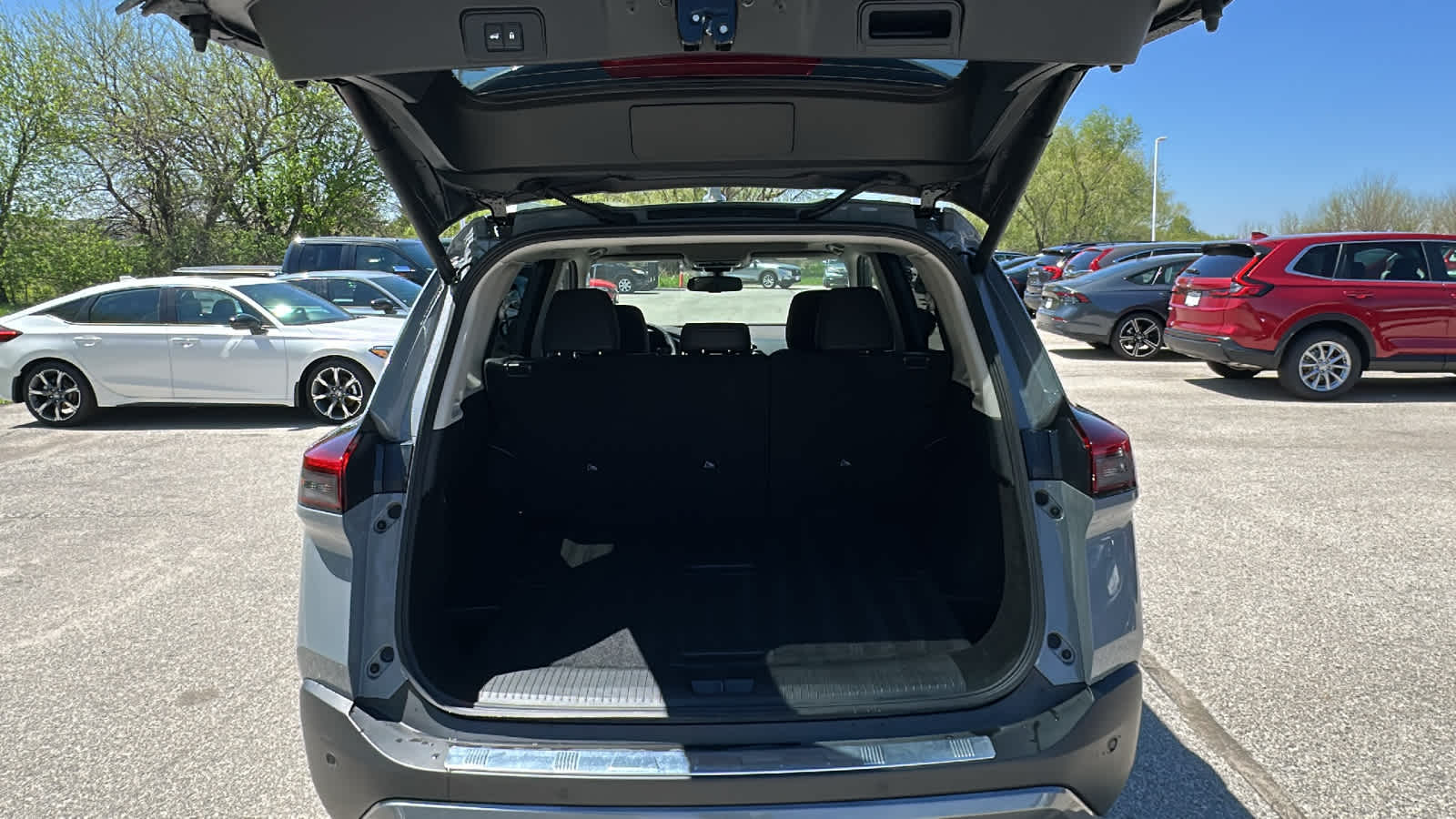 Thumbnail: 2023 Nissan Rogue - 10