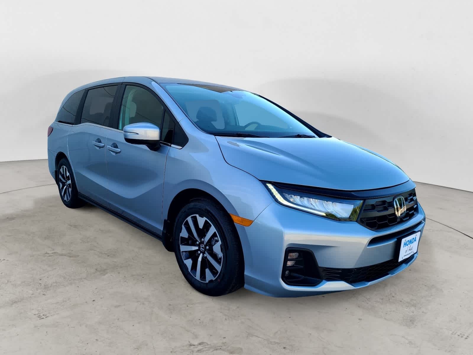 Thumbnail: 2026 Honda Odyssey - 3