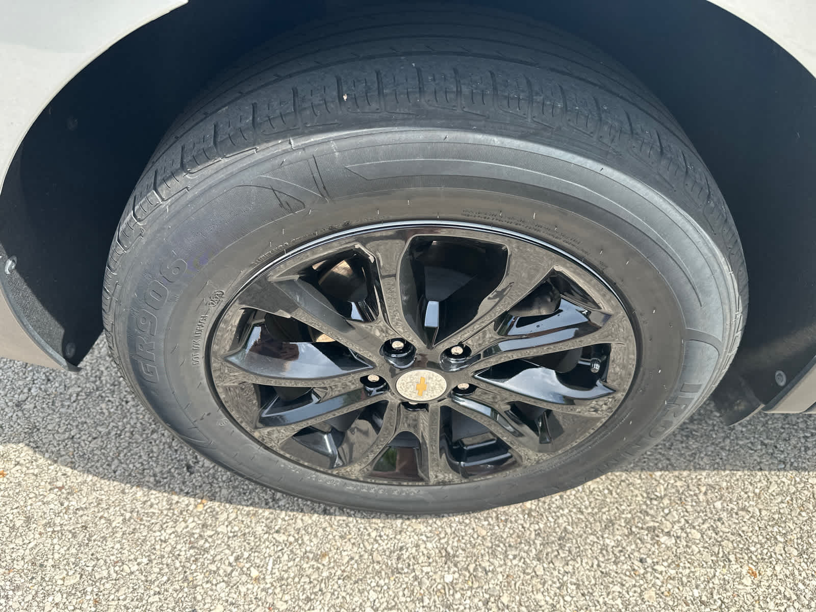 Thumbnail: 2020 Chevrolet Equinox - 8