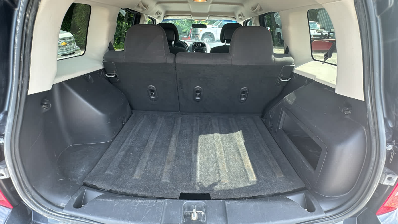 Thumbnail: 2014 Jeep Patriot - 11