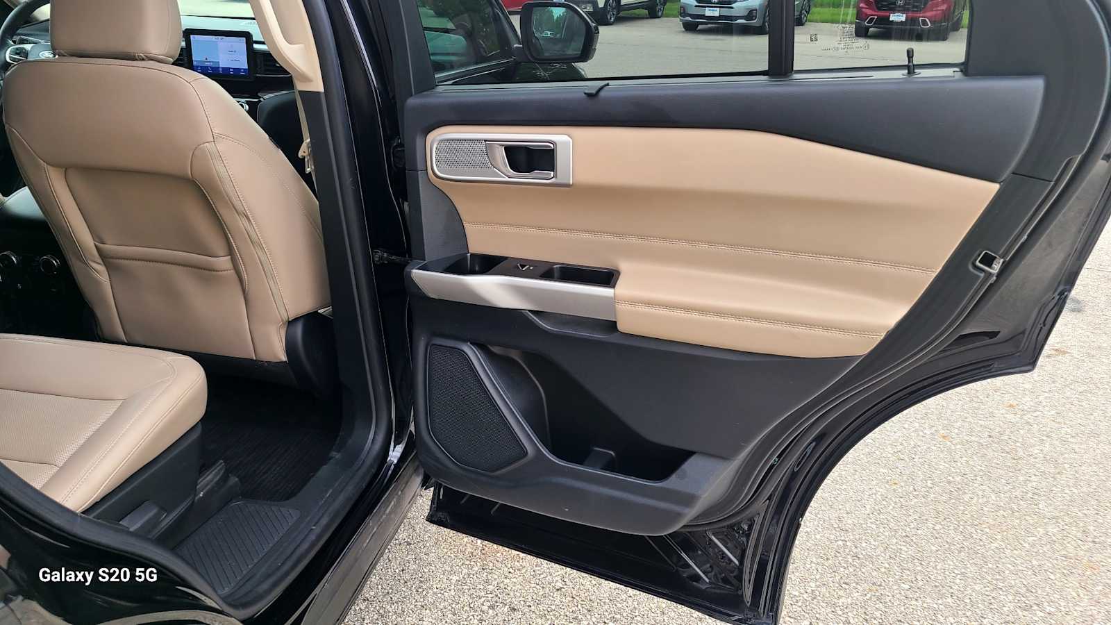 2022 Ford Explorer Limited - Photo 18