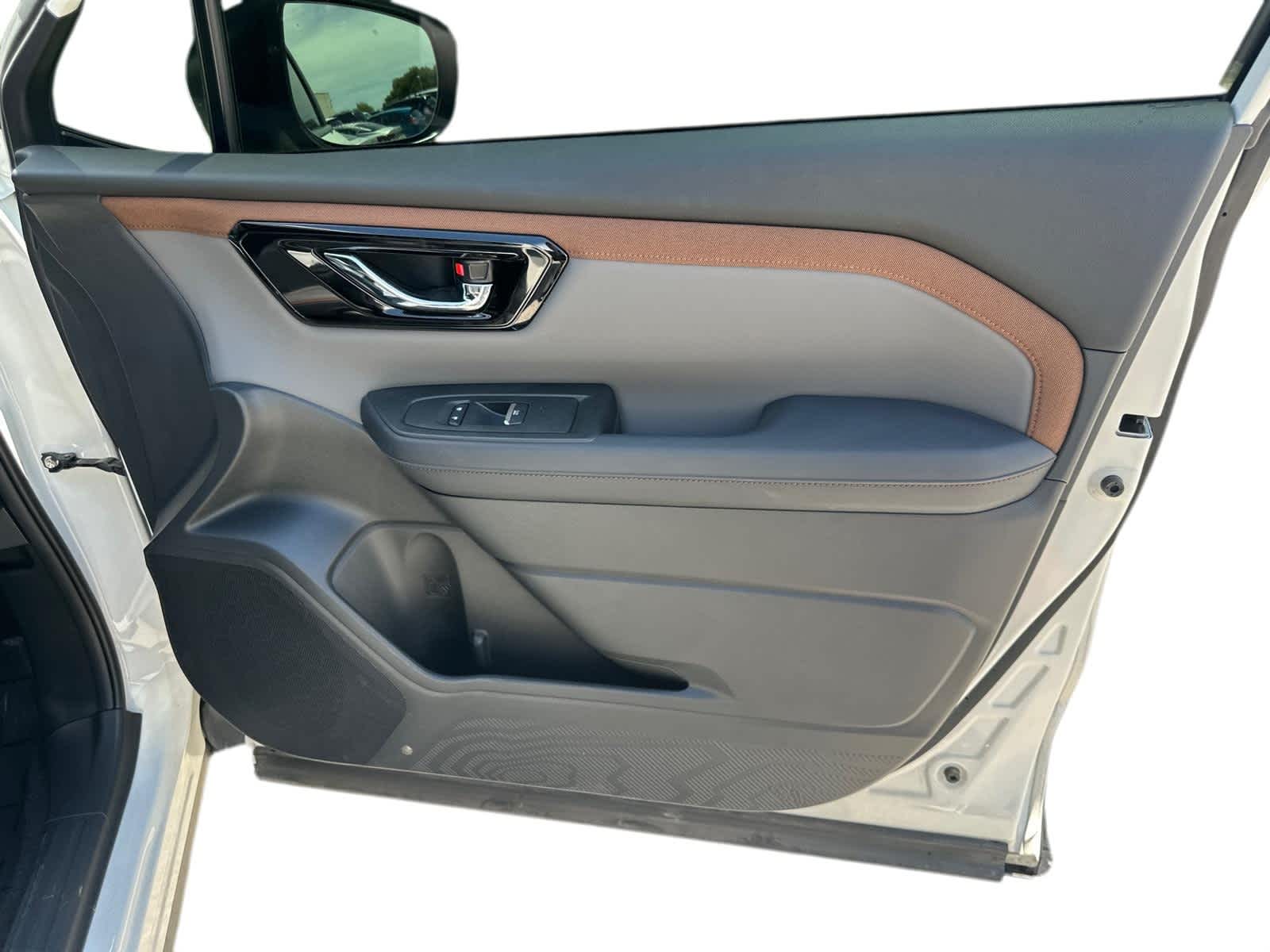 Thumbnail: 2025 Subaru Forester - 6