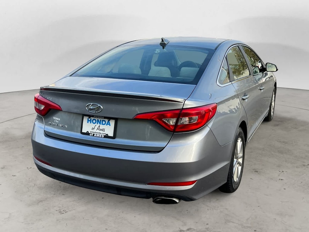 Used 2016 Hyundai Sonata 2.4L SE Sedan