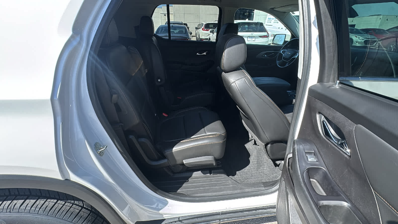 Thumbnail: 2020 Chevrolet Traverse - 12